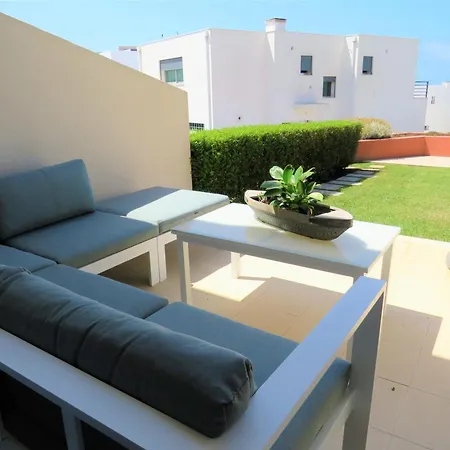 Casa Menezes Apartamento Lourinhã